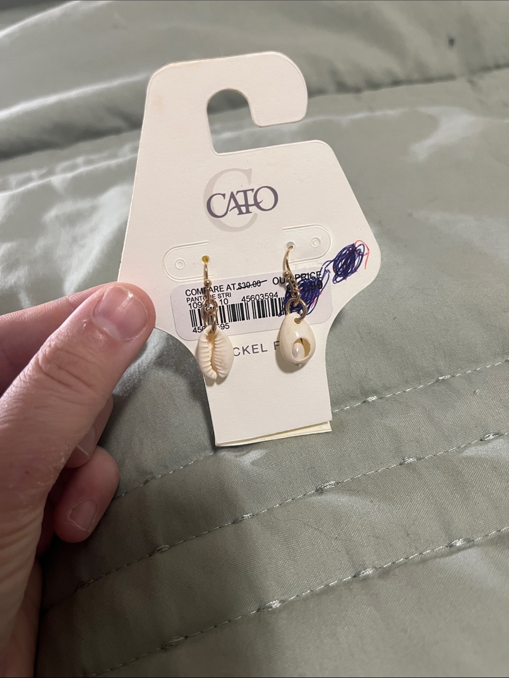 CATO Gold Hoop Earrings with Cream Cowrie Shells